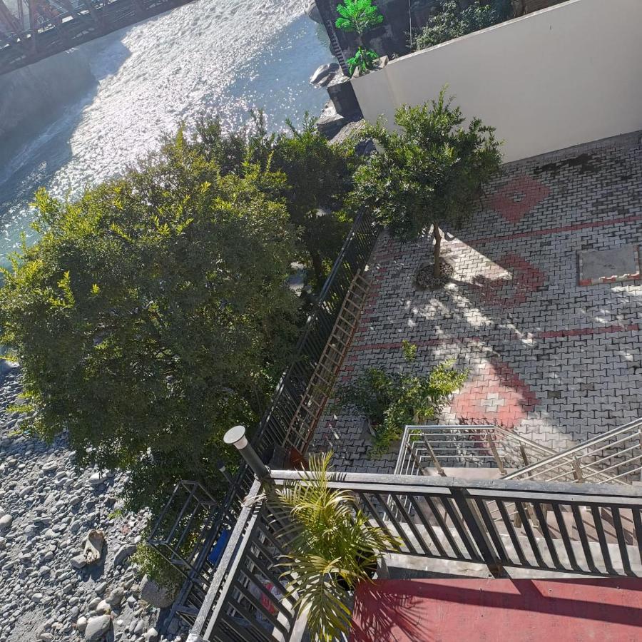 Hotel The Florence Chamba  Εξωτερικό φωτογραφία